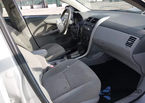 2010 Toyota Corolla Le z USA, uszkodzony, nr VIN 2T1BU4EE6AC518789